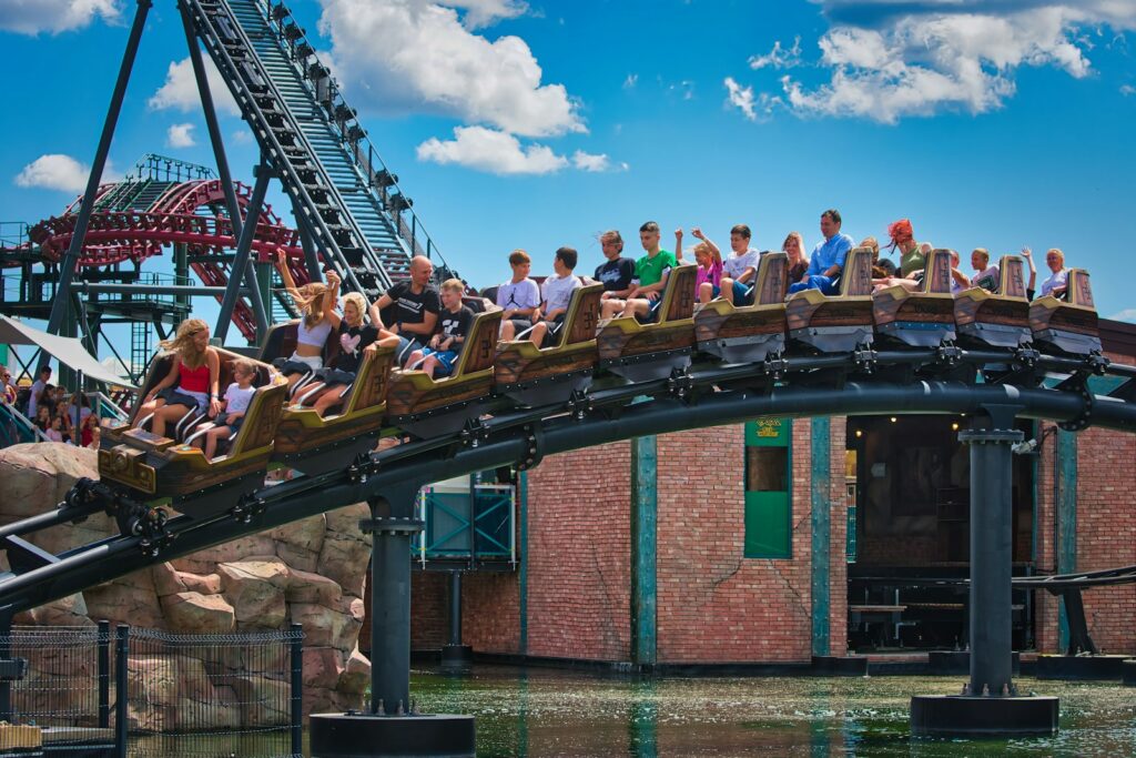 ile osób zatrudnia energylandia