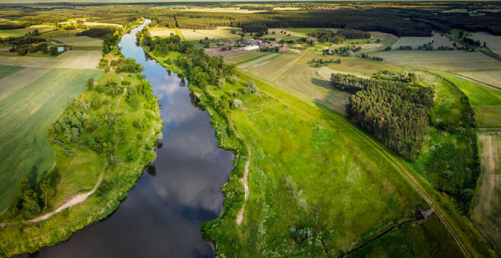 Weekend na dwóch kołach – pomysły na trasy rowerowe w okolicach Gniezna i Poznania